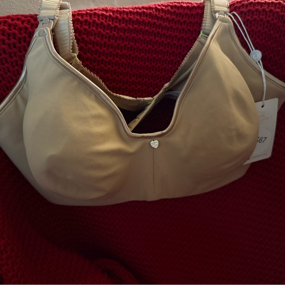 Cake Croissant Nursing Bra with Heart Charm